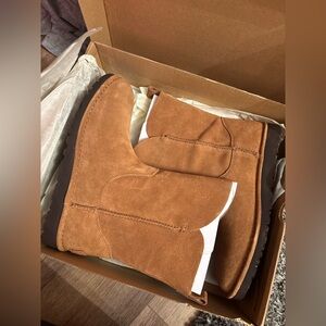 UGG Chestnut Suede Boots brand new